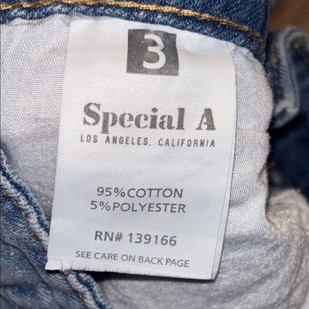 Special A Ripped High Rise Jeans - Picture 4 of 4